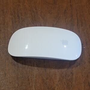 Apple A1296 1st Gen Magic Mouse Wireless Bluetooth Mac & iPad  White